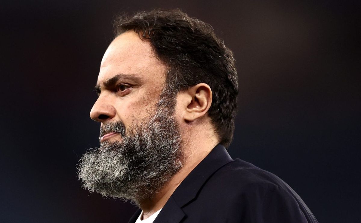 bilionário evangelos marinakis decide comprar rival do flamengo imediatamente para realizar investimentos