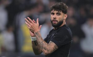 yuri alberto desabafa sobre críticas recebidas no corinthians: "humilhação, enchiam o saco"