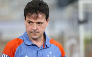 fernando diniz recebe respaldo no cruzeiro após vitória convincente no brasileirão: “pressão no comando”