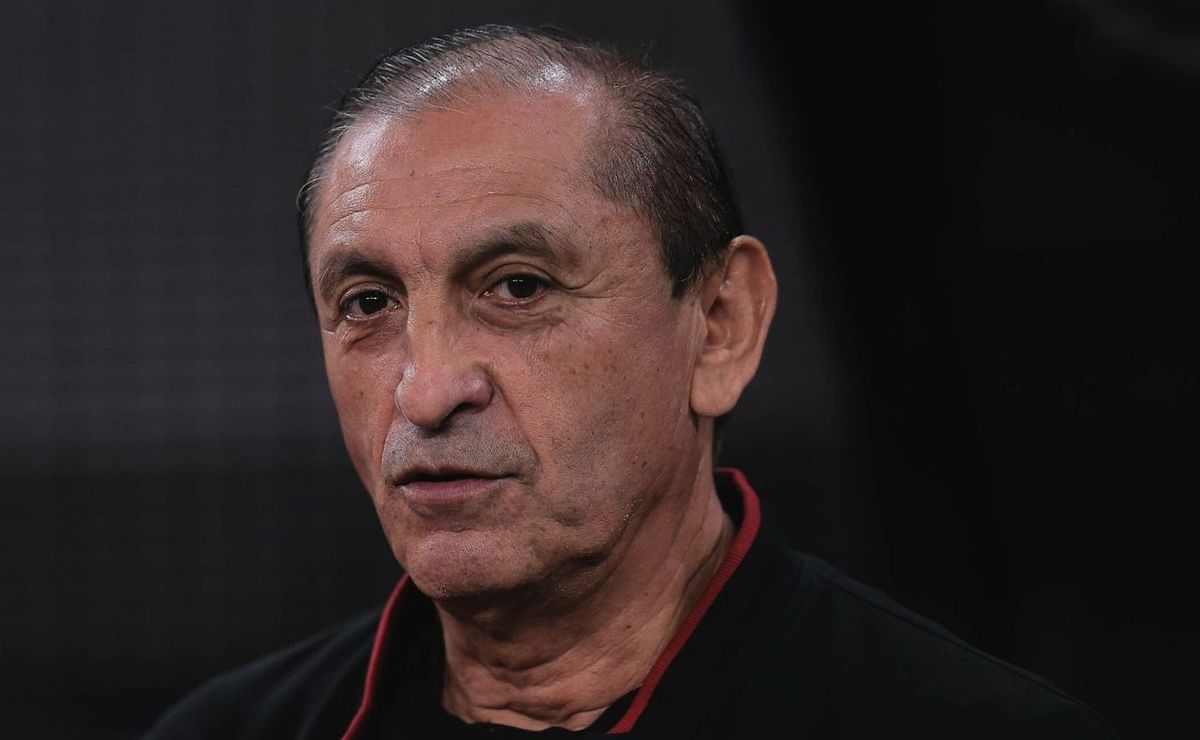ramón díaz demitido é exigência da torcida do corinthians após eliminação na sul americana: "hoje mesmo"