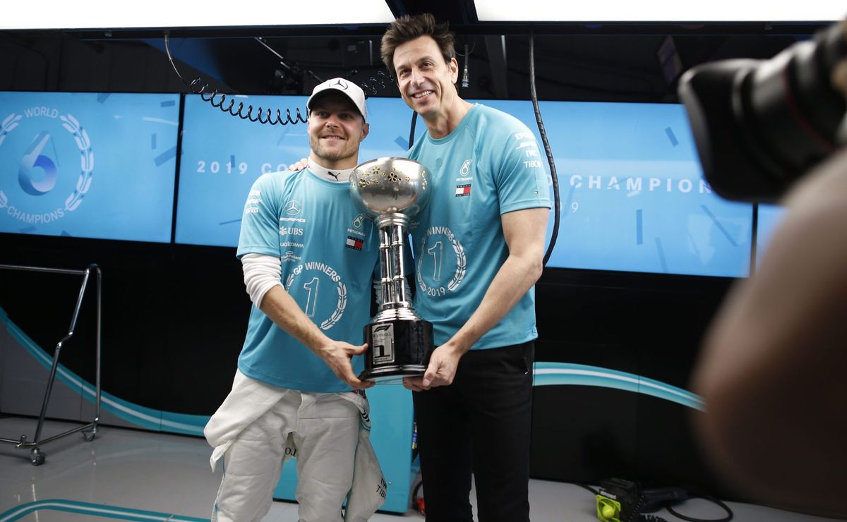 toto wolff celebra possível retorno de bottas à mercedes para 2025: “questão de tempo”