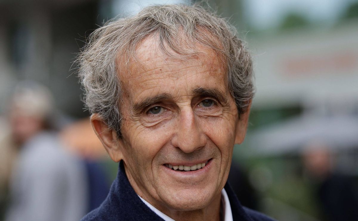 alain prost compara verstappen a si mesmo após tetracampeonato: “ele se aproxima de mim”