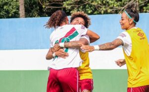 camila oliveira brilha e garante vitória contra o vasco no carioca feminino