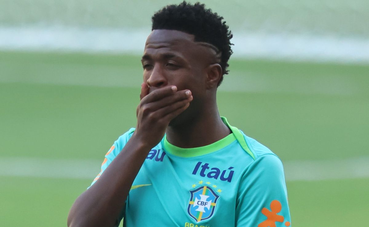 vinicius júnior é desbancado na seleção e perde a preferência para bater pênalti  