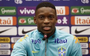 dorival júnior mantém luiz henrique no banco da seleção brasileira e irrita torcida do botafogo: "brincadeira"