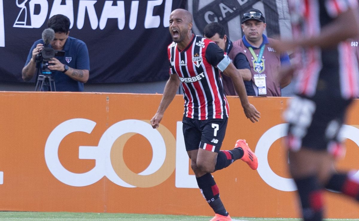 lucas moura tem decreto em bragantino x são paulo pela torcida e ajuda até zubeldía: “obrigado por existir”