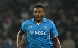 internacional ainda sonha com juan jesus e planos do zagueiro frustram a diretoria