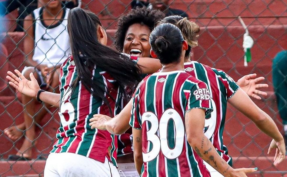 fluminense empata com vasco e avança na final do carioca feminino com golaço de lurdinha