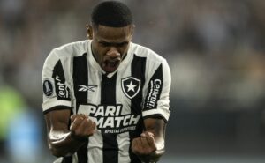 inteligência artificial crava júnior santos sendo o herói do botafogo na final da libertadores