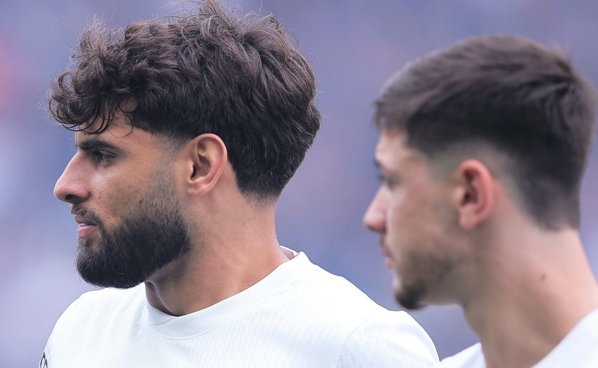 rodrigo garro e yuri alberto são ovacionados em virada do corinthians contra criciúma: "melhores do brasileirão"