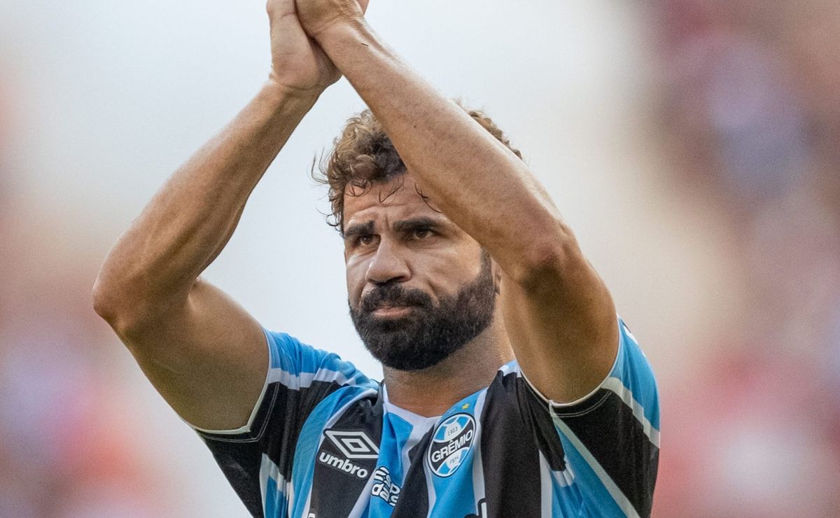 grêmio decide saída de diego costa para 2025 e tema repercute: “melhor não ficar”