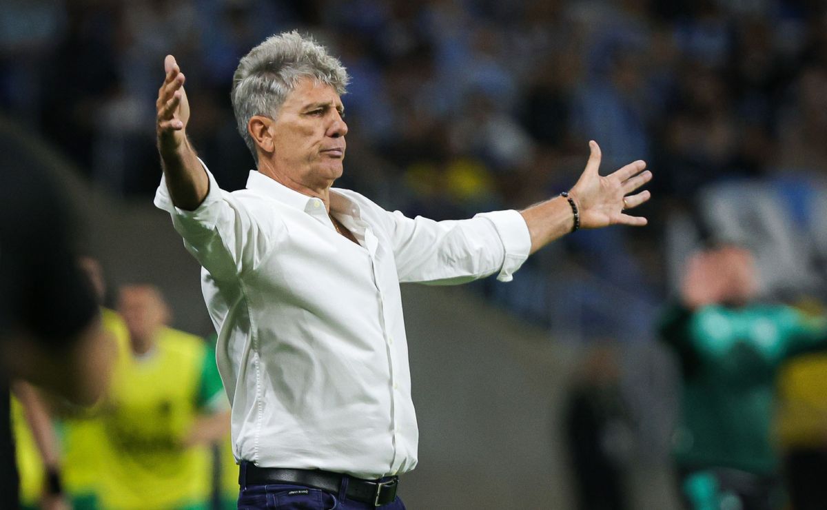 grêmio pode ver renato gaúcho assinar com rival e toma atitude