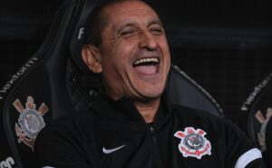 ramón diaz crava que corinthians é muito maior que o vasco: “a realidade é essa”