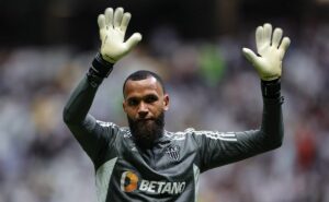 everson vai receber proposta oficial e pode sair do atlético mg ao final de 2024