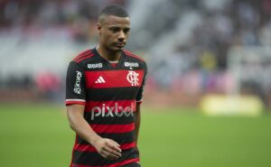 filipe luís escala de la cruz e evertton araújo e torcida do flamengo dá veredito: "qualidade"