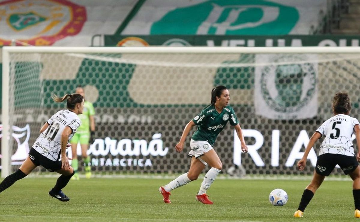 corinthians e palmeiras duelam pelo título do paulistão feminino; veja onde acompanhar