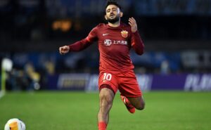 diretoria do vasco autoriza nome de matias vargas como primeira grande contratação para 2025