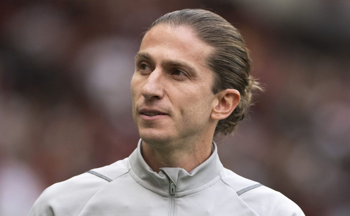 filipe luís fica decepcionado com atacante e joia perde espaço no flamengo 