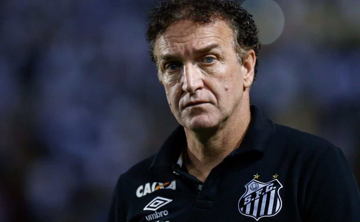 santos tem cuca como opção para carille e 2 motivos impede nome de ganhar força 