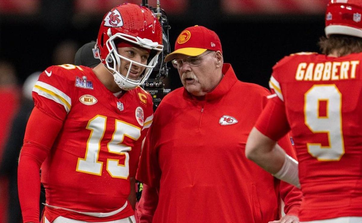 chiefs confirma dispensa de bicampeão do super bowl com mahomes e andy reid