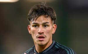 alexandre mattos é comunicado no cruzeiro sobre oferta preparada pelo internacional ao celtic por bernabei