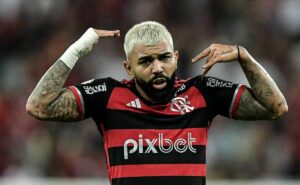 diretoria volta atrás e gabigol deve jogar no flamengo de filipe luís contra o cuiabá 