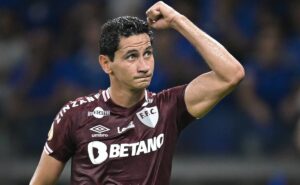 fluminense toma decisão sobre futuro de ganso e não pretende fazer negócio com o santos