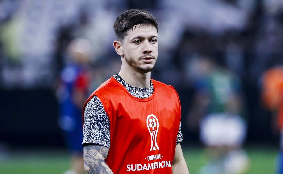 garro no flamengo em 2025 é aprovado por flamenguistas após eliminação do corinthians