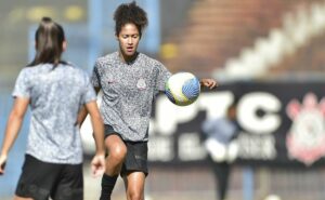 gi fernandes é suspensa por doping e vira desfalque do corinthians na final do paulistão feminino