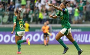 palmeiras vence ferroviária em jogo polêmico e garante vaga para final do paulistão