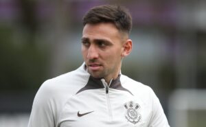 corinthians provoca gustavo mosquito após vitória pelo brasileirão série a