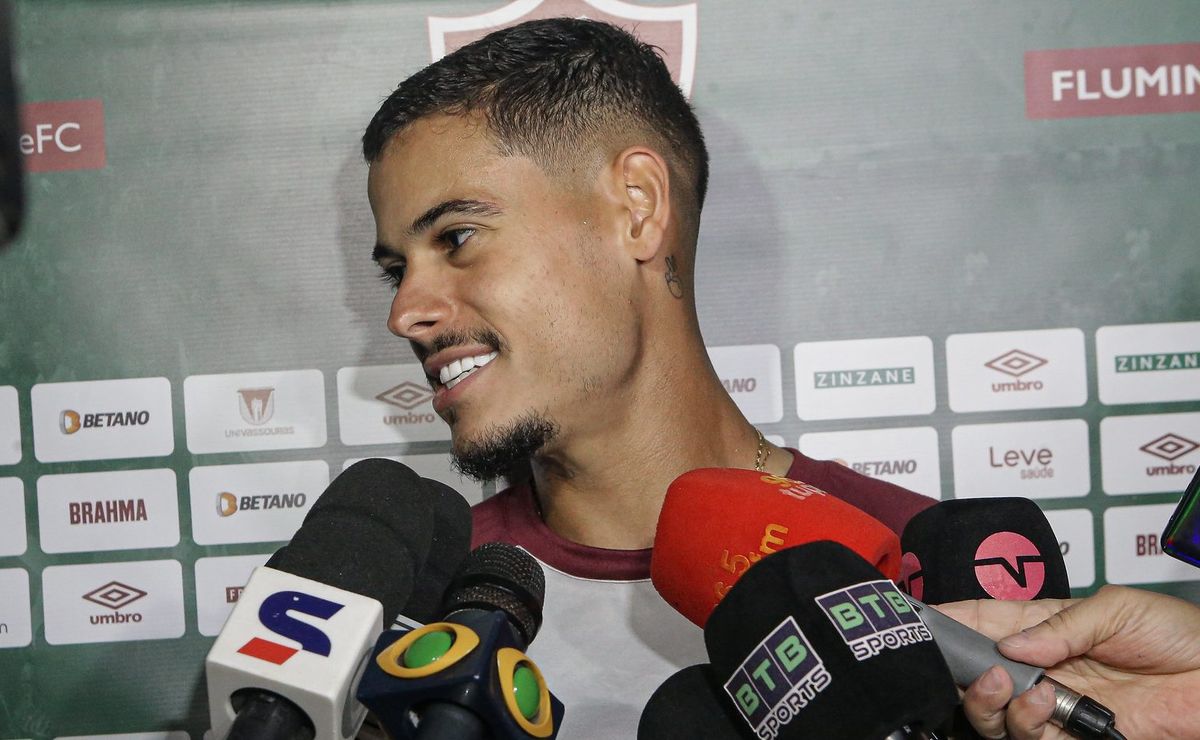 luan freitas, zagueiro do fluminense, não quer retornar ao clube em 2025