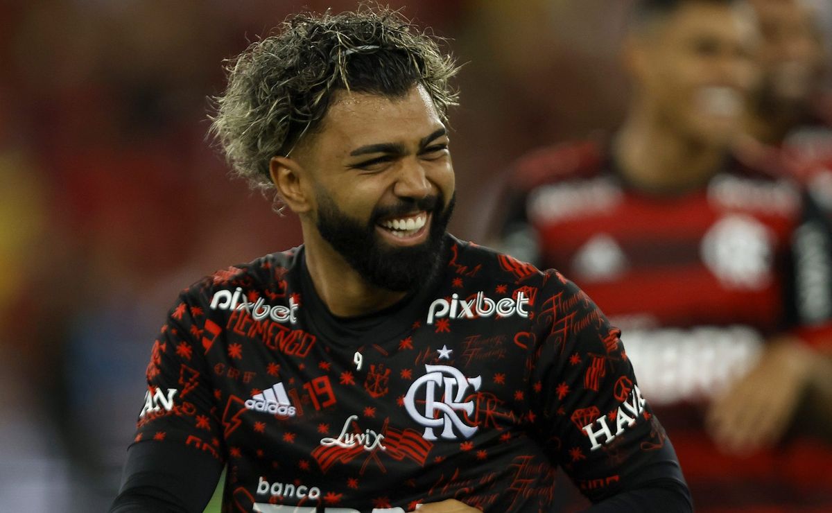 cruzeiro sonha alto e quer contratar +1 atacante do flamengo em 2025 além de gabigol