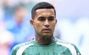 dudu pode jogar último clássico contra o corinthians vestindo a camisa do palmeiras; jogador não está nos planos