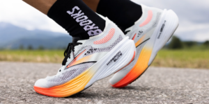 tradicional no running dos eua, brooks voltará ao mercado brasileiro, com e commerce próprio, em 2025