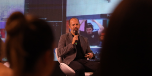 máquina talks: cazétv vira canal líder no youtube apostando em conexão direta com atletas e torcida