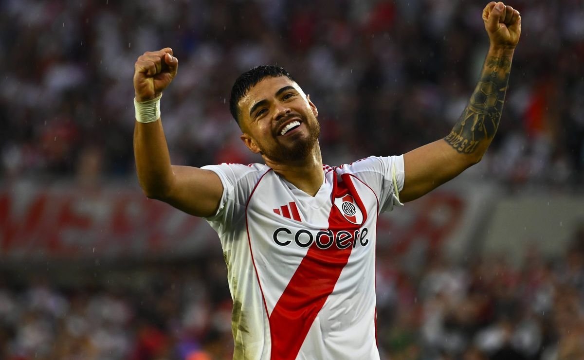 imprensa argentina crava paulo díaz no corinthians e diretoria traz outra versão   