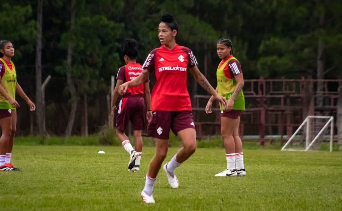 internacional finaliza preparação para encarar o botafogo nas quartas da copinha com novidades