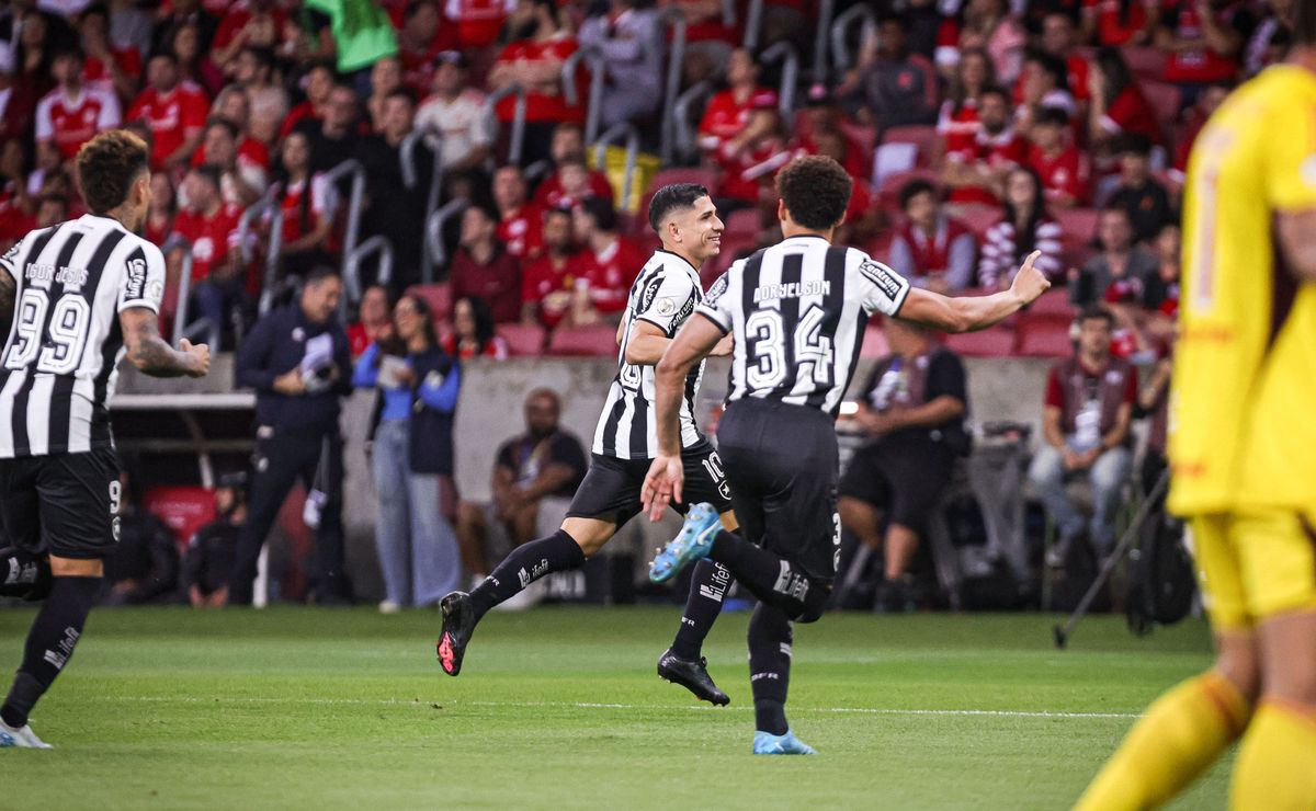 savarino sacramenta temporada brilhante em inter x botafogo: “gol mais bonito” 