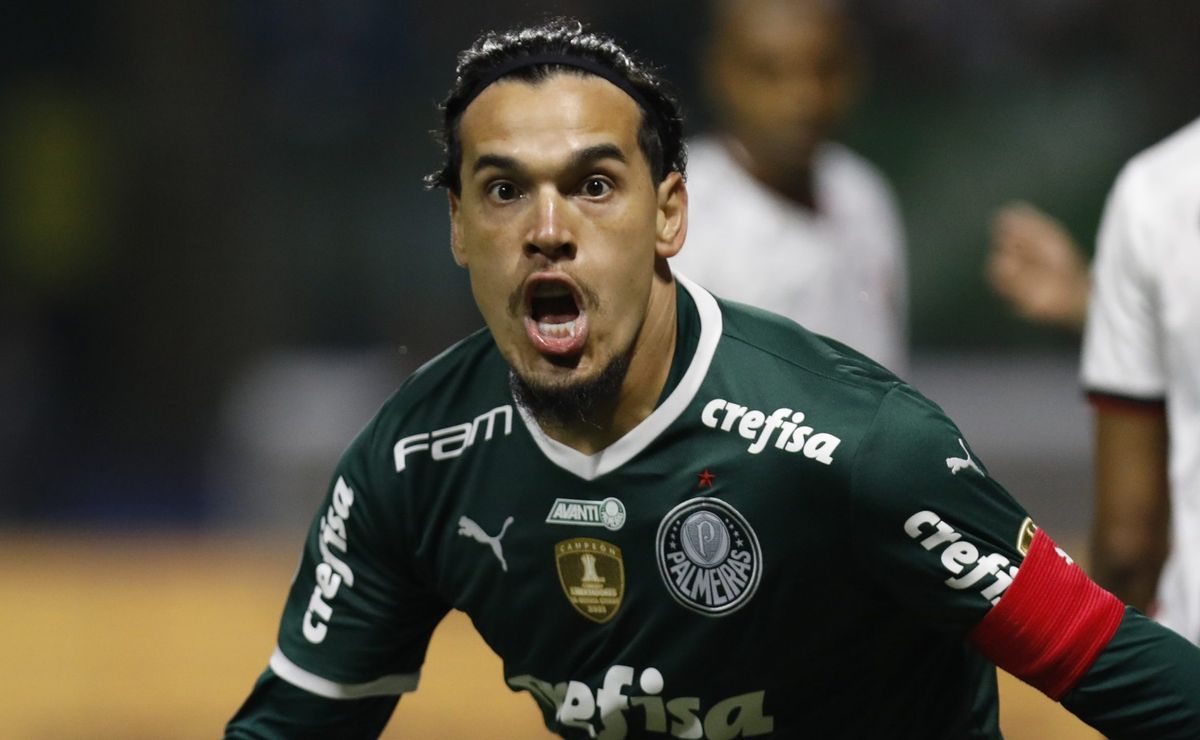 pedrinho sonha alto e cruzeiro faz contatos para fechar com gustavo gómez, do palmeiras