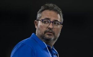 pedrinho bh toma decisão sobre demissão de alexandre mattos após manter fernando diniz e pressão da torcida