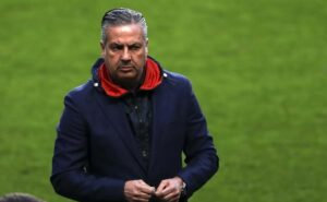 josé boto tem missão no flamengo de assinar contrato com o goleiro matheus cunha 