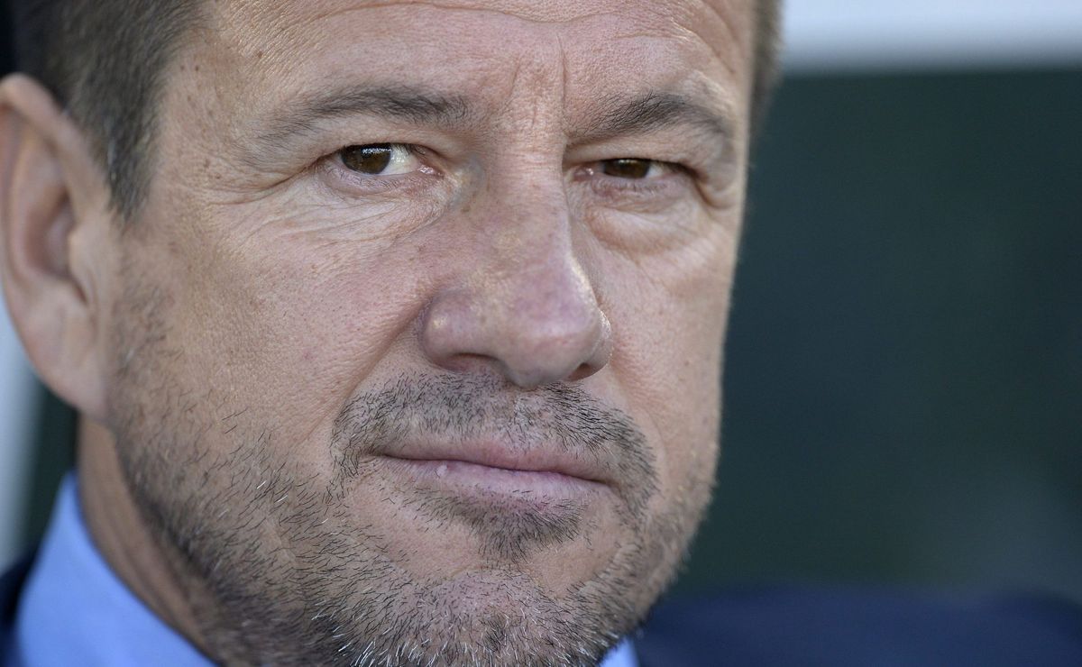 dunga, ex seleção, cita flamengo e faz alerta sobre técnicos no brasil: “influenciam muito”