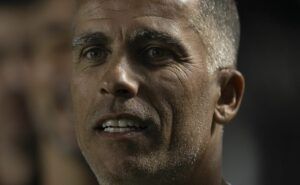 felipe maestro revela o motivo da vitória em vasco x atlético mg: “superioridade numérica”