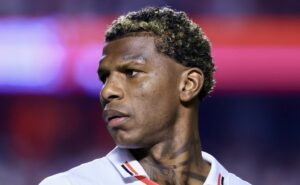 arboleda, do são paulo, é oferecido ao cruzeiro no mercado da bola