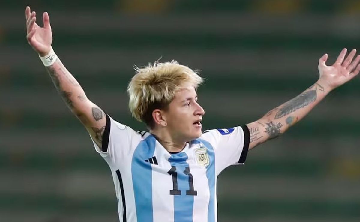 yamila rodríguez, craque argentina troca o santos pelo grêmio e assina contrato para 2025