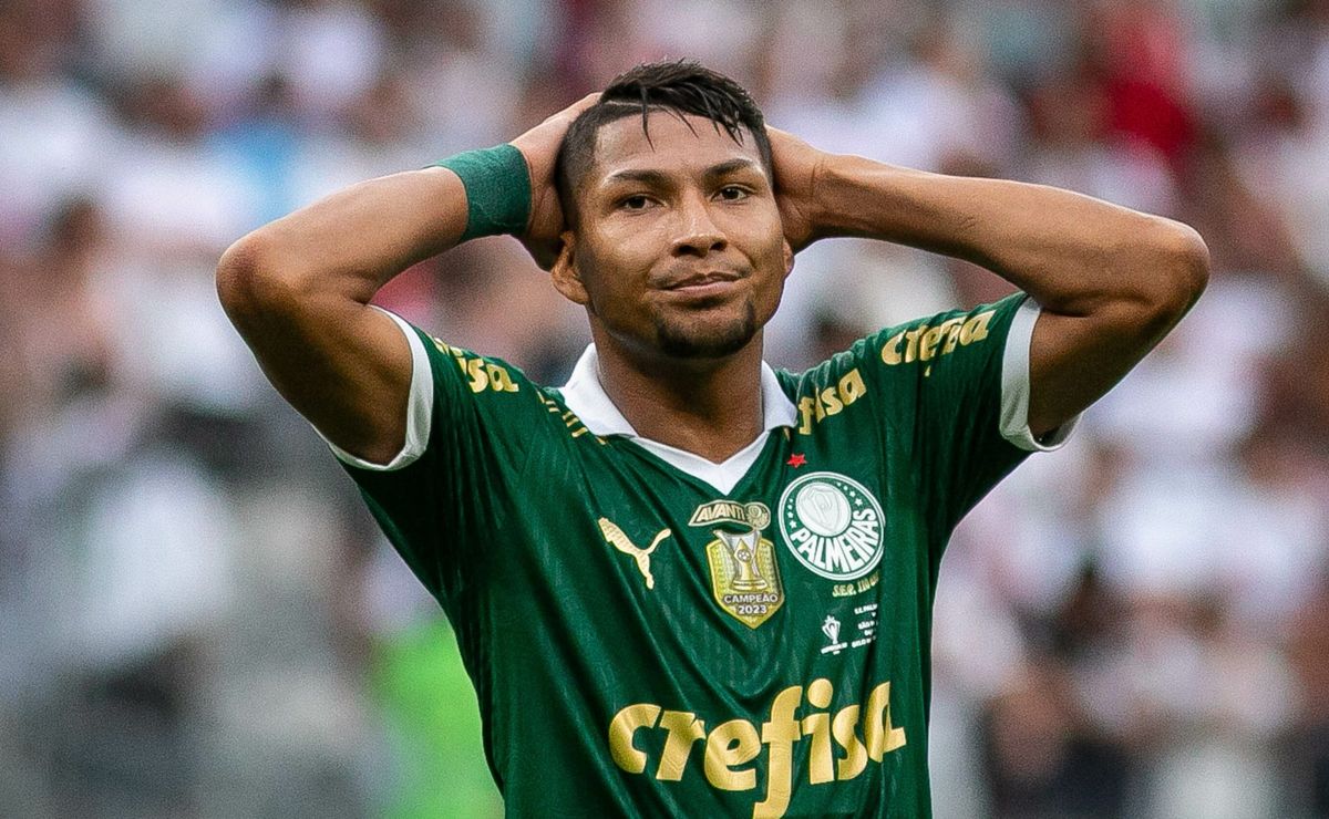 rony decide ficar no palmeiras em 2025 e não deve fechar com o cruzeiro