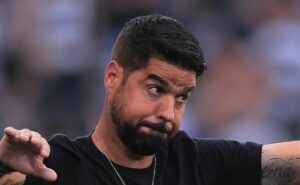 atlético mg toma decisão final sobre contratação de antónio oliveira, ex corinthians