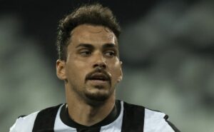 eduardo, em fim de contrato com o botafogo, tem sondagem do pumas, do méxico