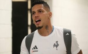 saída de paulinho no atlético mg ganha definição após assinatura do atacante com o palmeiras